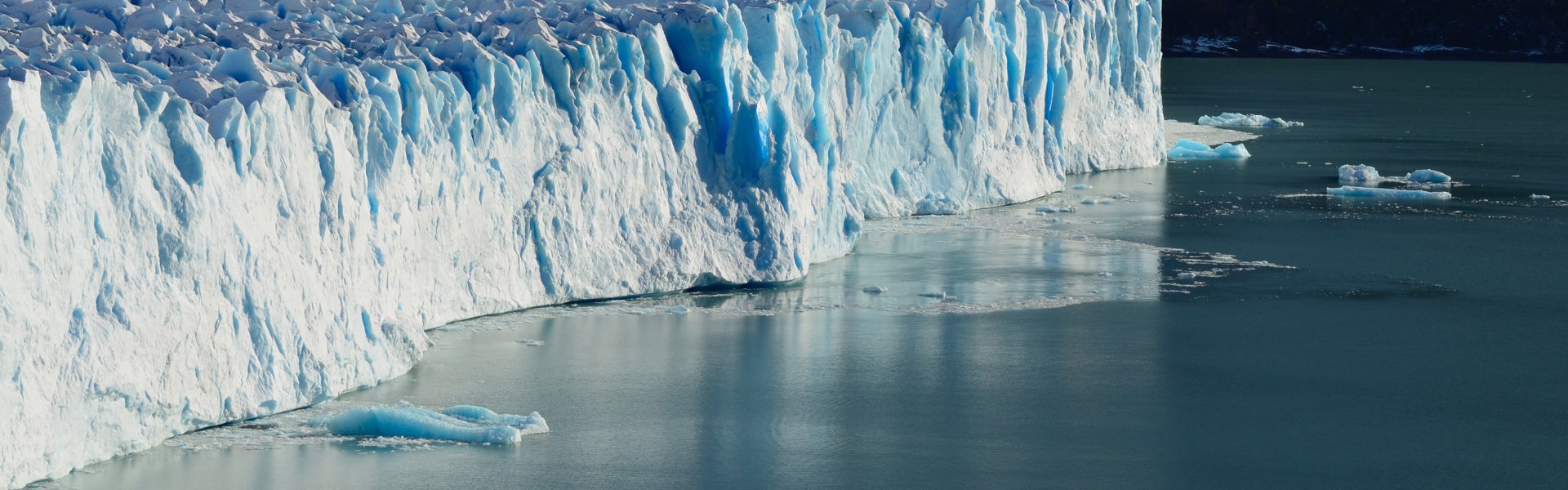 Melting Iceberg as a result of climate chnage by Agustin Lautaro