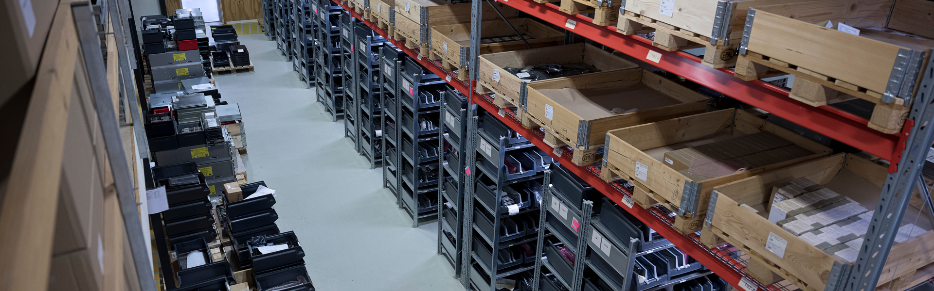 Stacking of the IT equipment at the warehouse of Nordic Computer